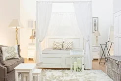 CASSETTIERA IN LEGNO - COLETTE