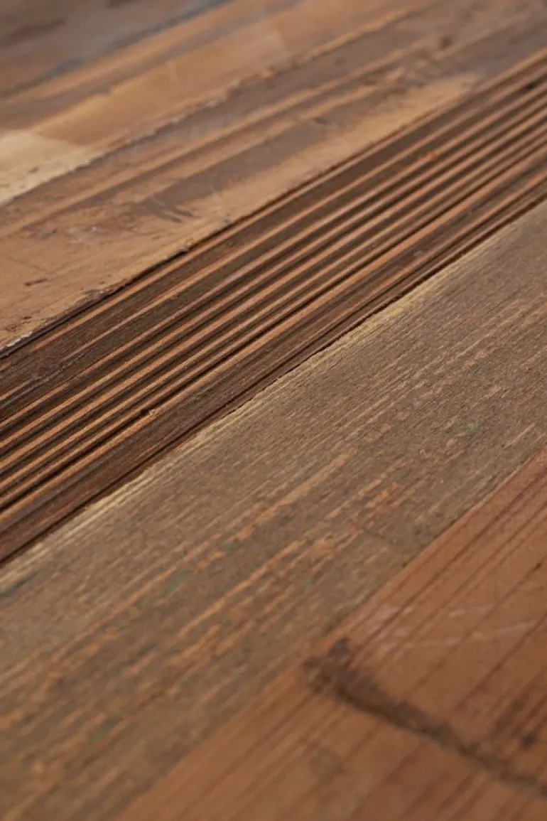 ESPOSITORE IN LEGNO CON RUOTE