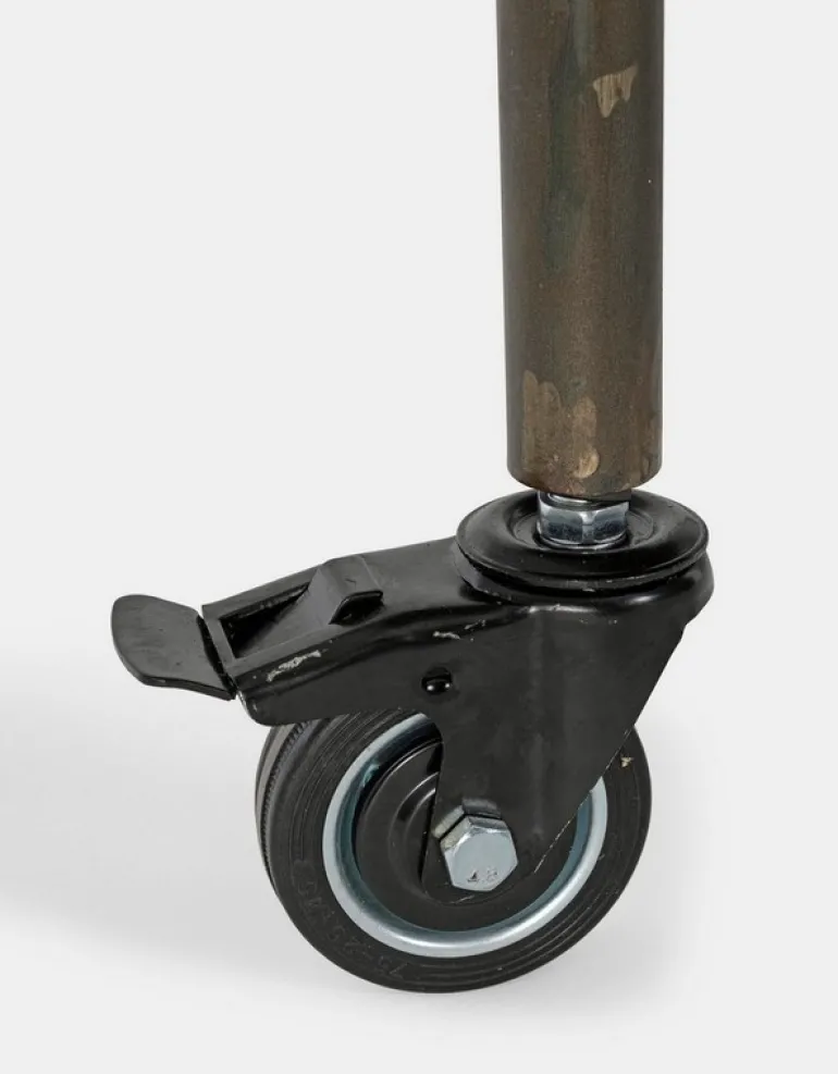 ESPOSITORE IN LEGNO CON RUOTE