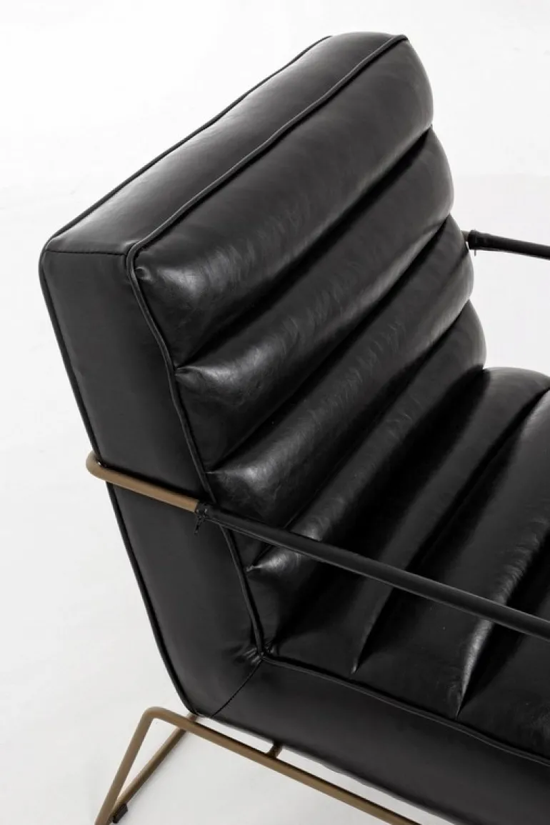 POLTRONA IN ECOPELLE NERA - BRIANNA