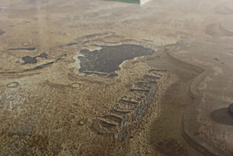 SCRIVANIA IN CEMENTO - ATLANTIDE