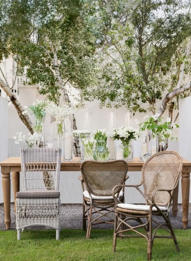 SEDIA CON BRACCIOLI IN FIBRE NATURALI - EDELINA