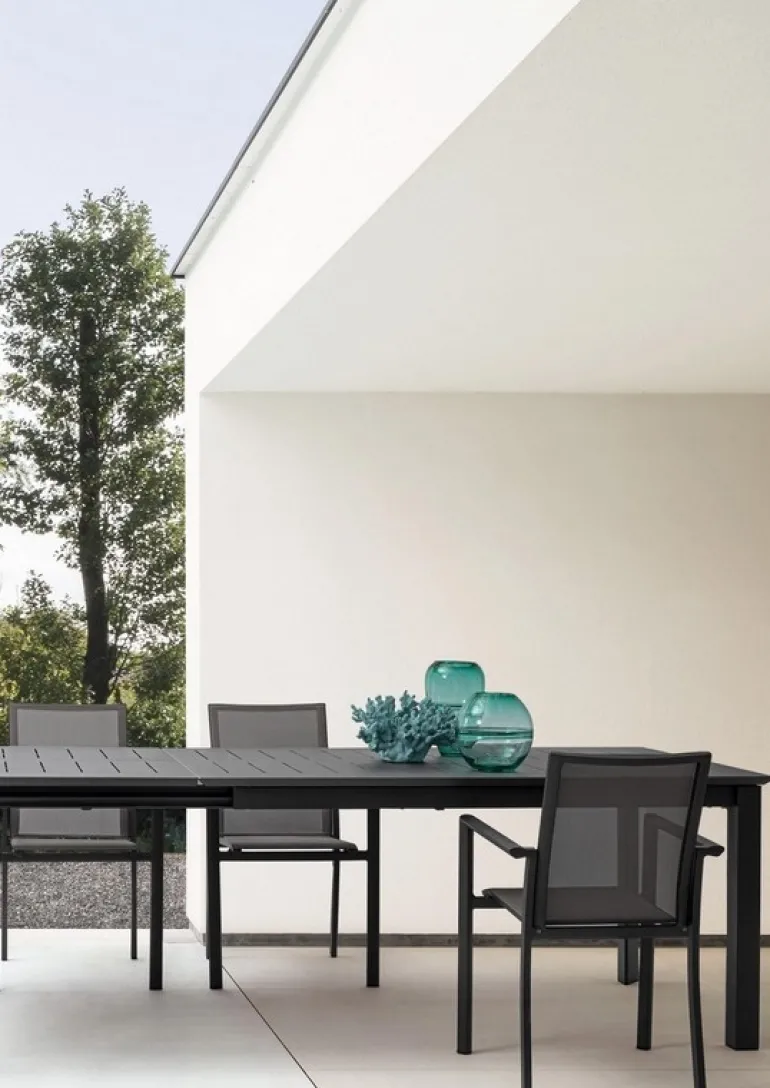 SEDIA IN ALLUMINIO IMPILABILE ANTRACITE CX23 - KONNOR