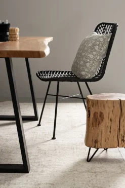 SEDIA IN FIBRE NATURALI NERA - LORENA