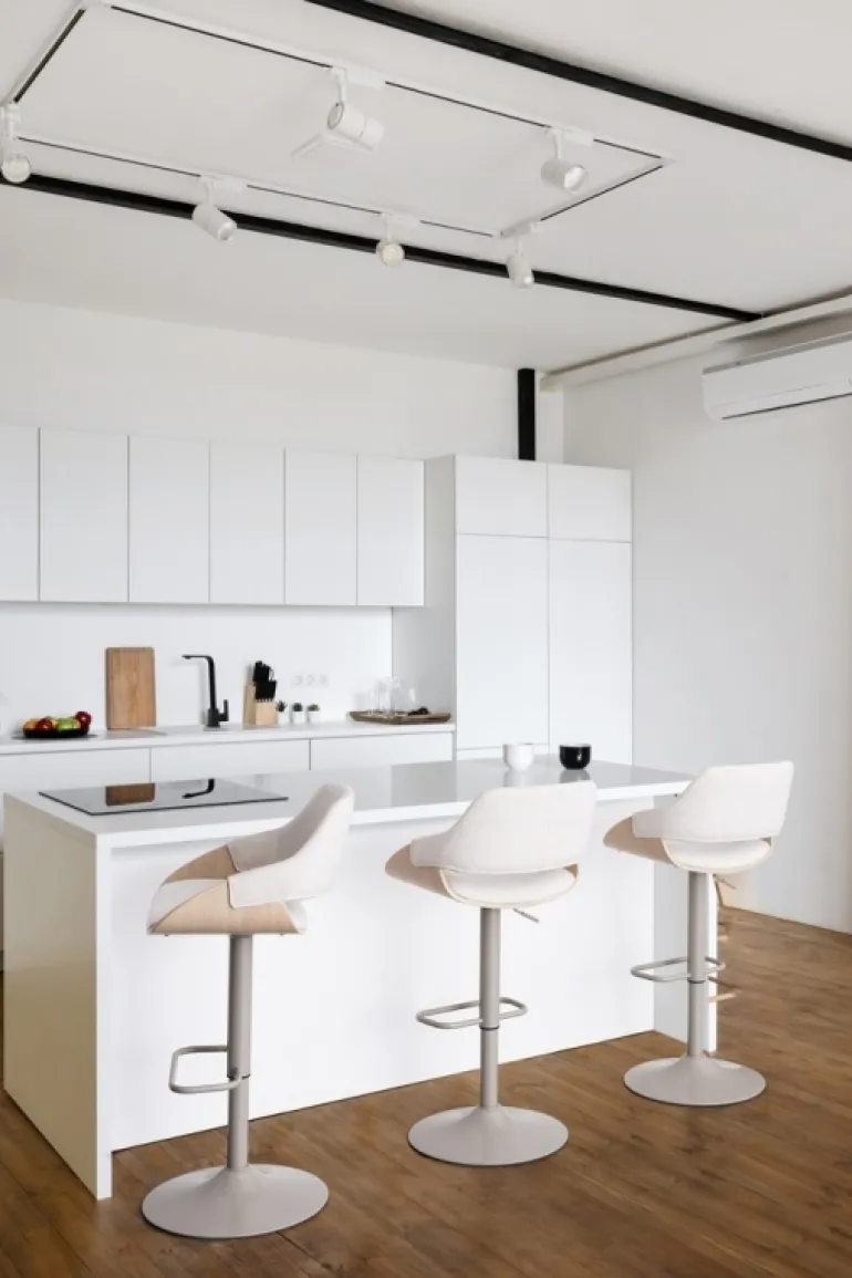 SGABELLO BAR ROXANNE MOON