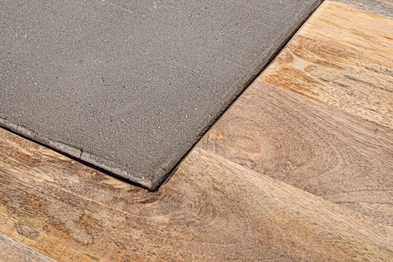 TAVOLINO - MANCHESTER