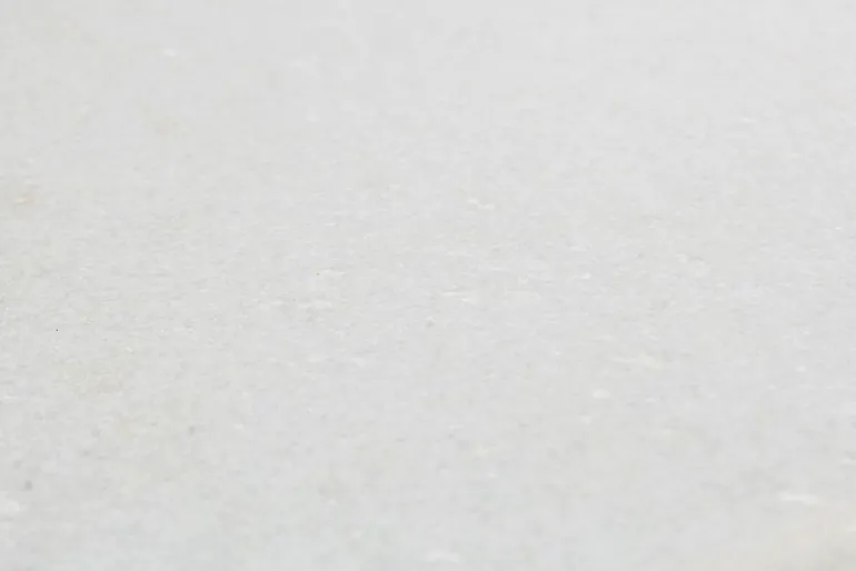 TAVOLINO CON PORTABOTTIGLIE IN METALLO - MARMOL